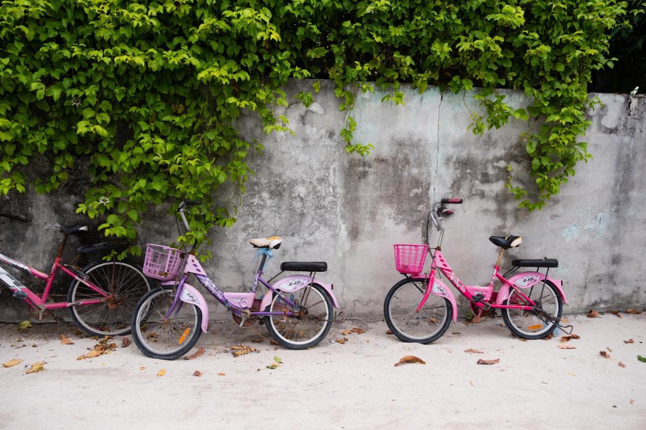 Coral Inn Thulusdhoo Kültér fotó